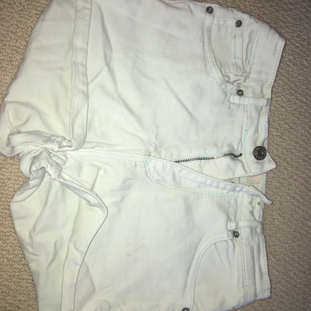 Garage Highwaisted jean shorts in mint color